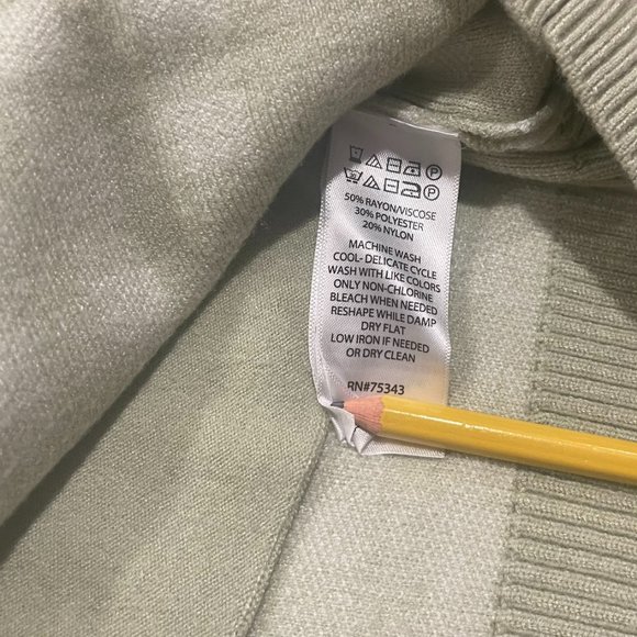 Joie Women’s Pale Green V Neck Gingham Print Gold Buttoned Cardigan, Size M - Picture 5 of 6